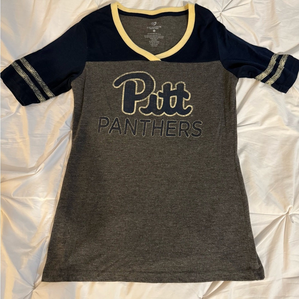 University of Pittsburgh Panthers short sleeve T-shirt